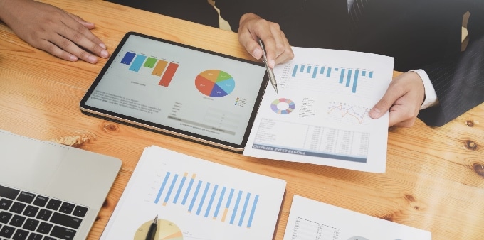 ricerche di mercato e analisi delle informazioni di marketing